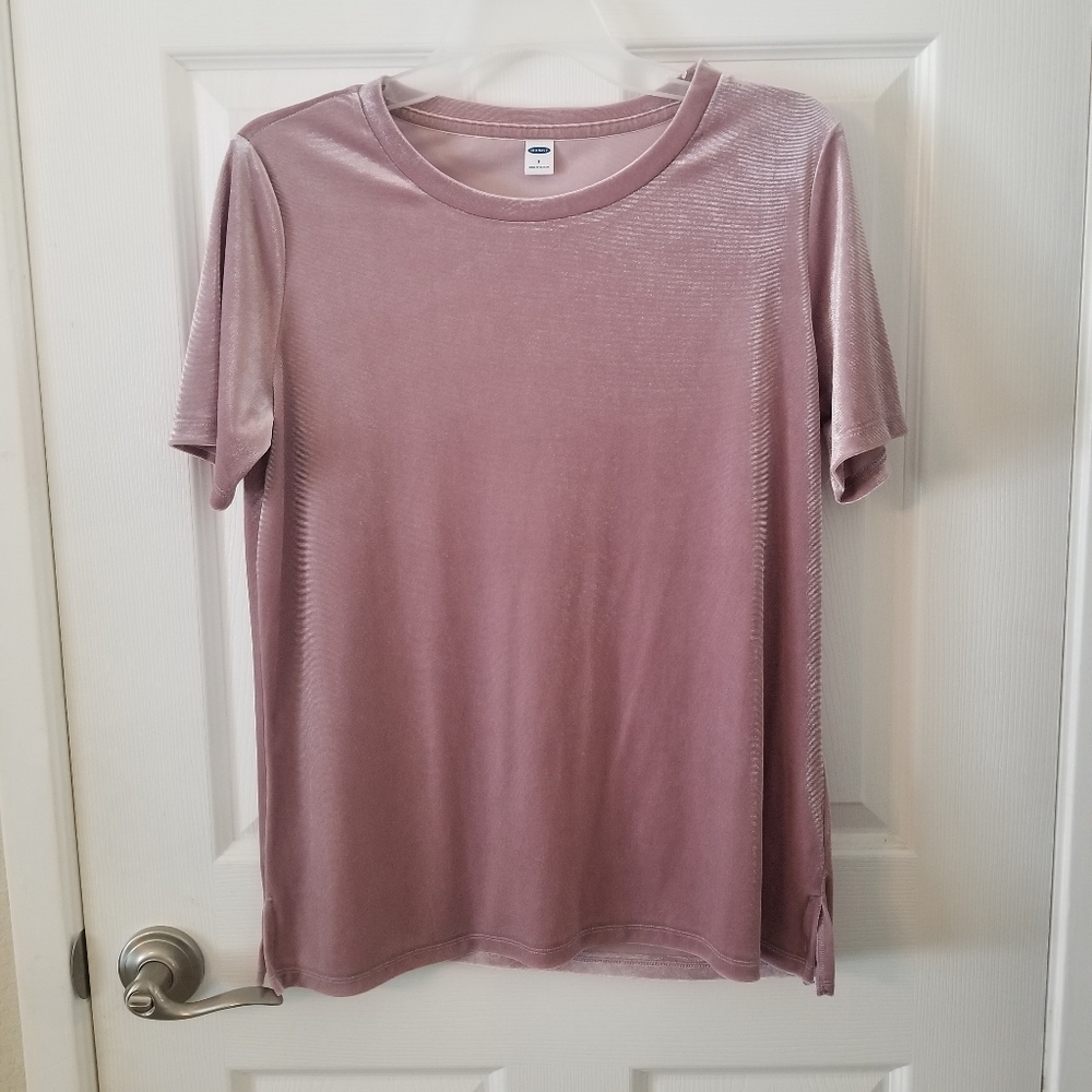 New without tag Old Navy pink pulm Velvet Top